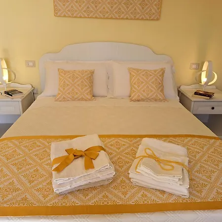 Domu Jole Oda ve Kahvaltı Selargius