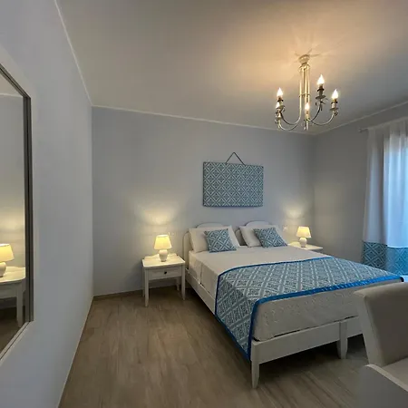 Oda ve Kahvaltı Domu Jole 3*